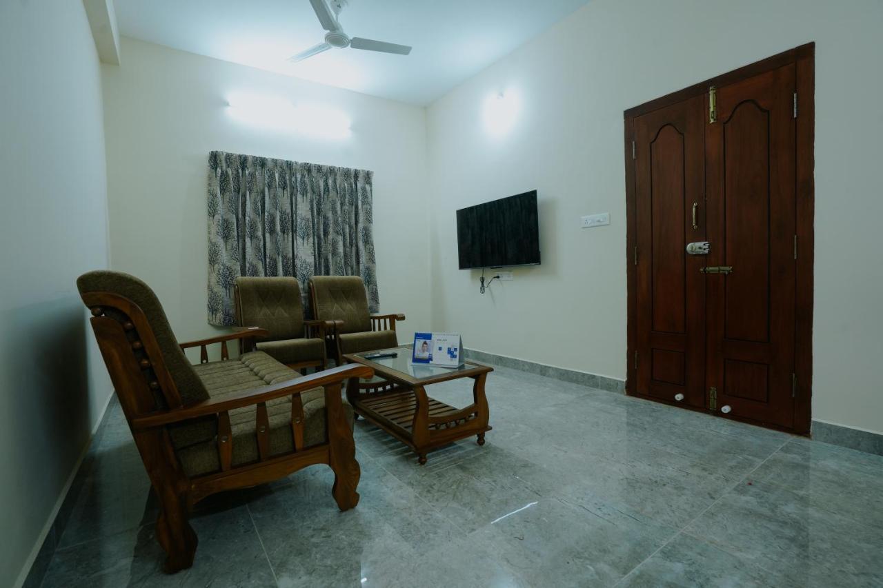 Live Inn Jp Nagar Tiruchirappalli Esterno foto